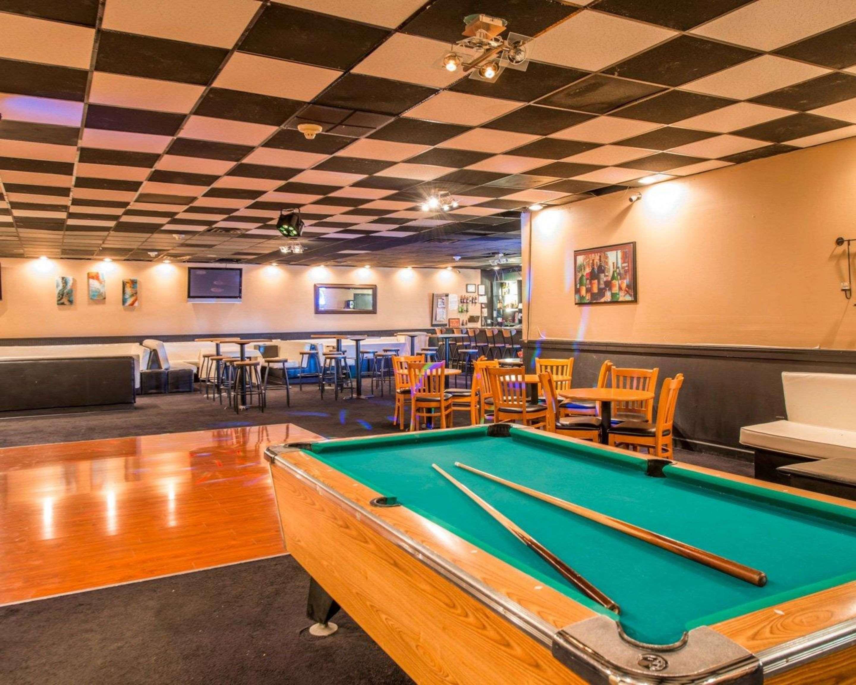Clarion Inn And Events Center Pueblo North Екстериор снимка